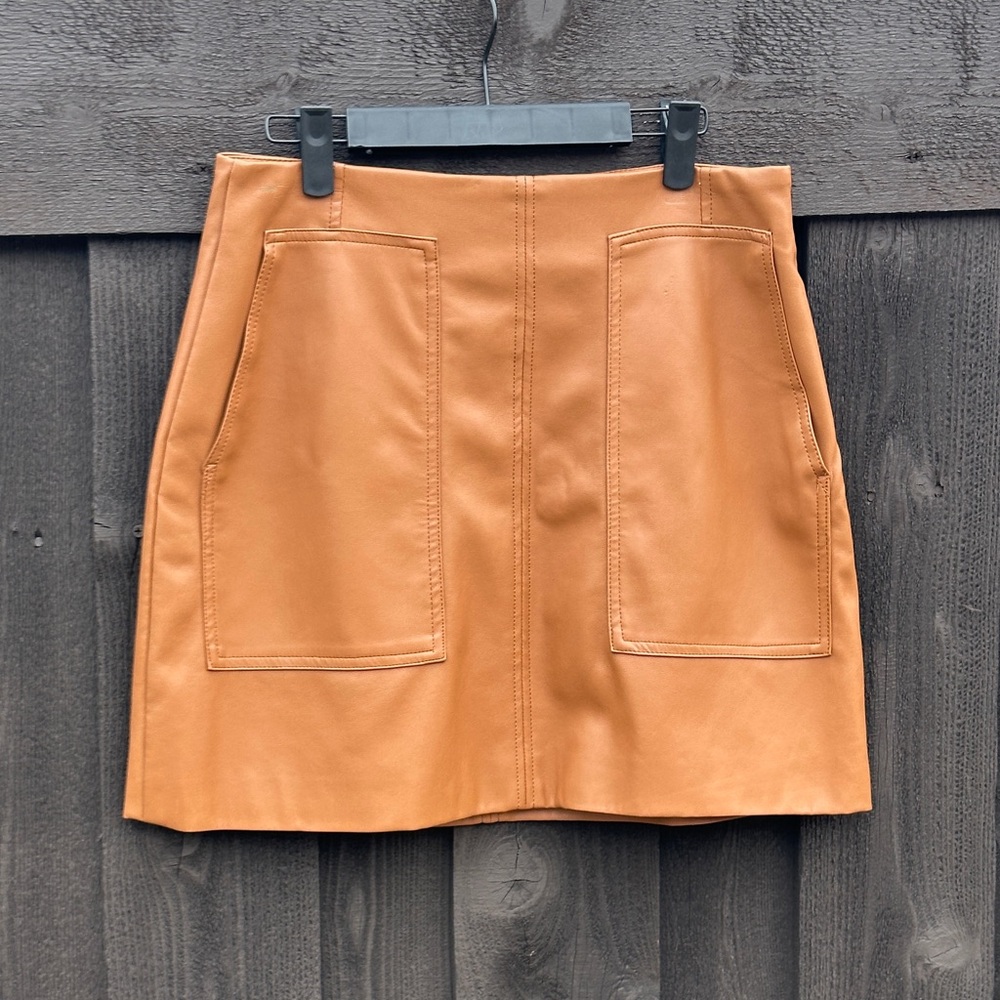 H&M faux leather short skirt carmel color front pockets zipper 10 women's